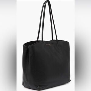 RARE Marc Jacobs Pebbled Leather Tote Bag Black with gold hardware!